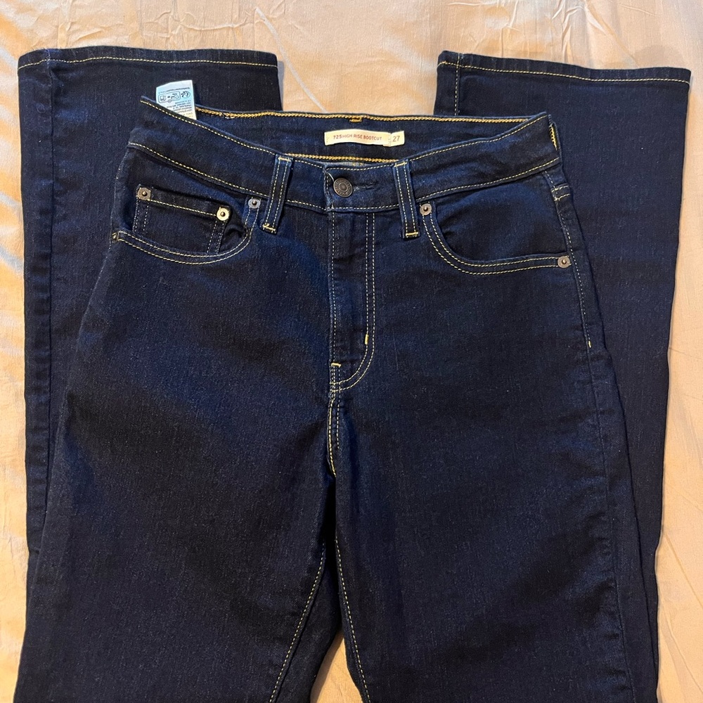 Levi's Jeans - Picture 7 of 16